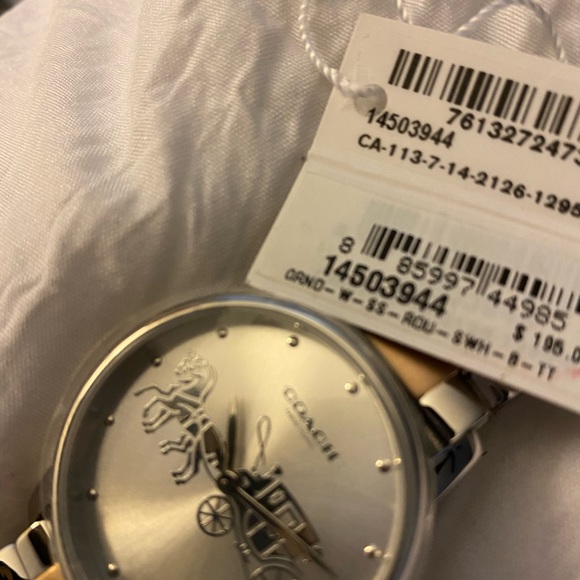 COACH WATCH BRAND NEW IN BOX two tone - Picture 7 of 9